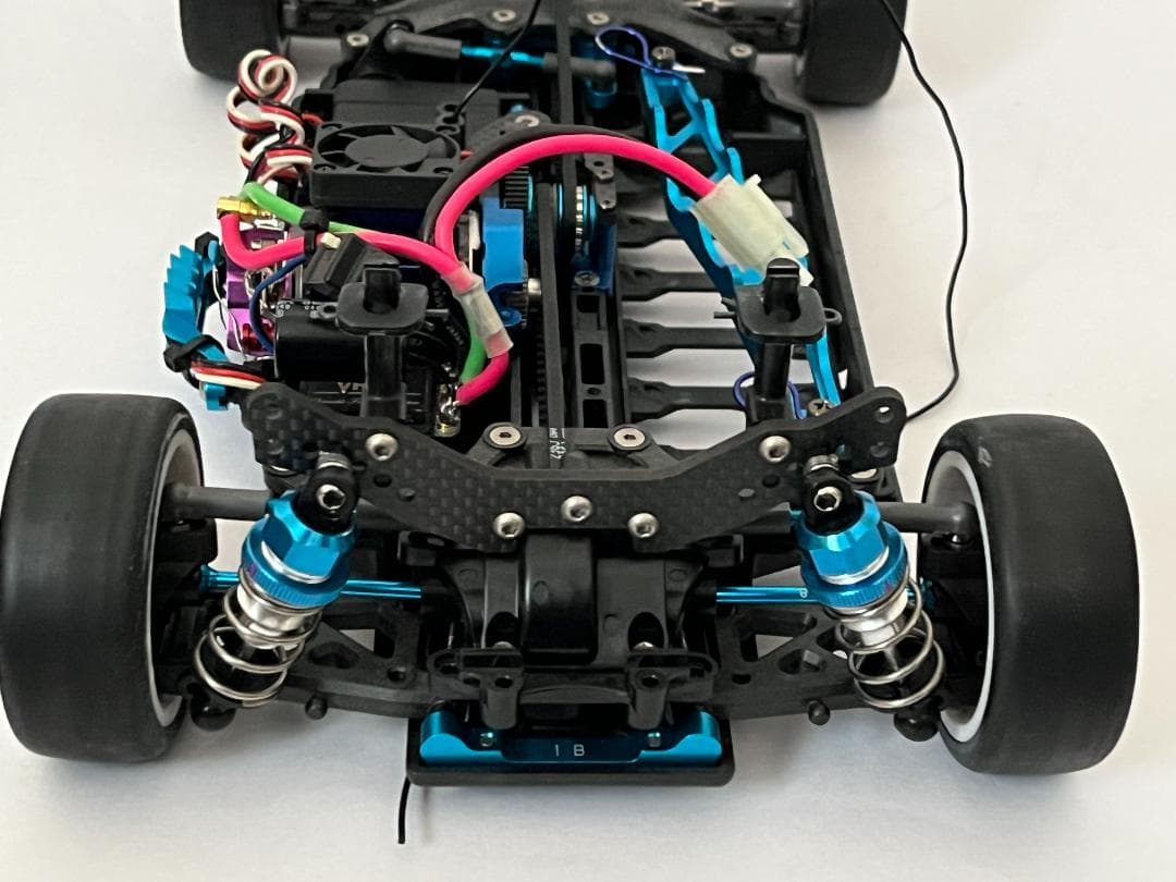 タミヤ 1/10 電動RC TA05 メカ付シャーシ NSXボディ付 組立完成品