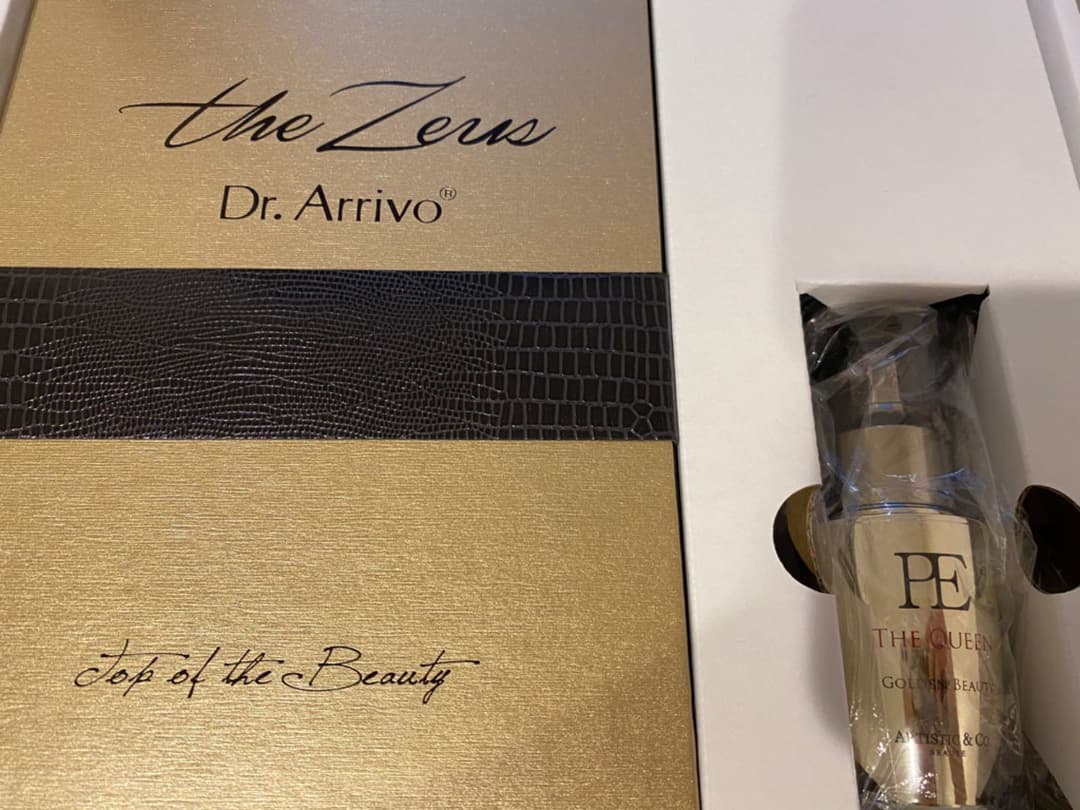 ドクターアリーヴォ ザ ゼウス 美顔器