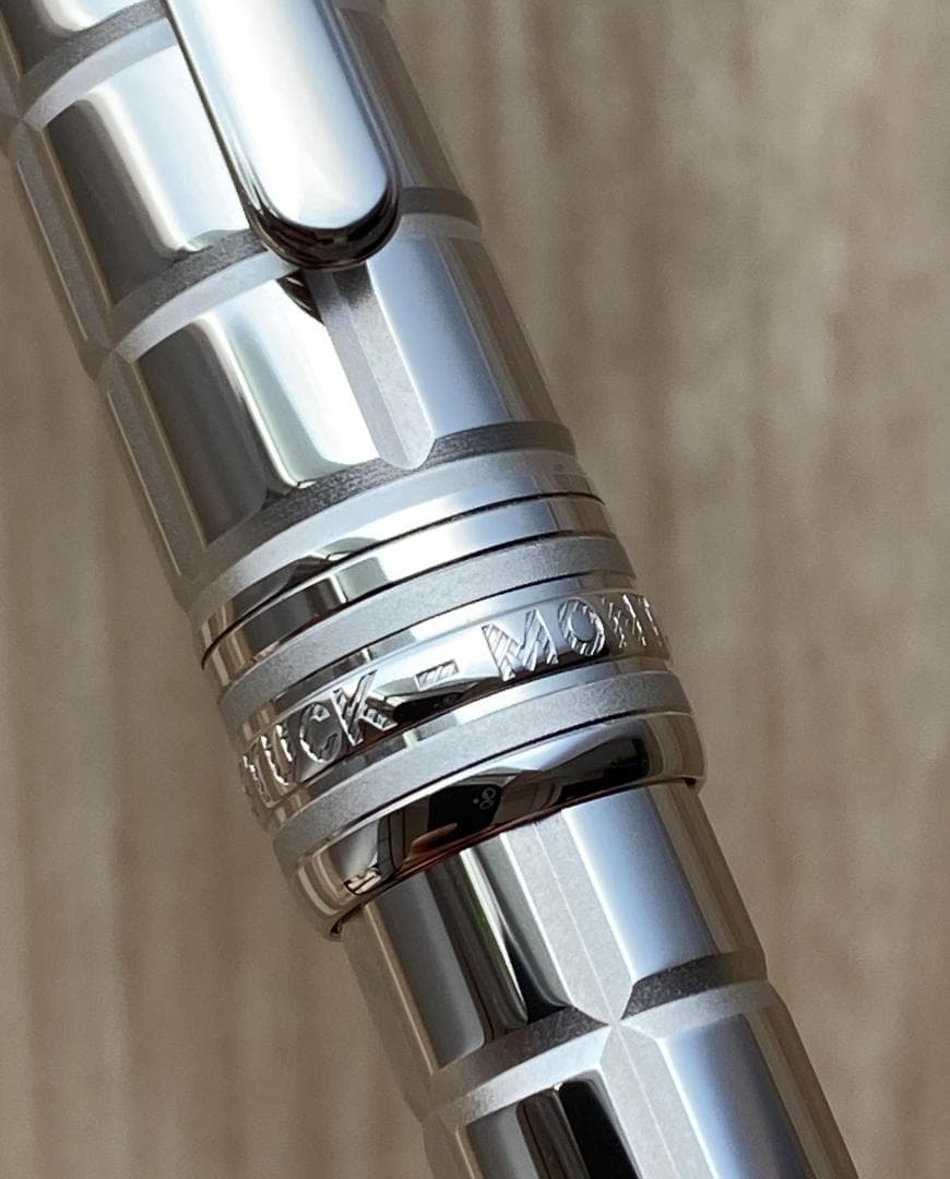 未使用に近い モンブラン ソリテール プラチナプレート ファセット ボールペン