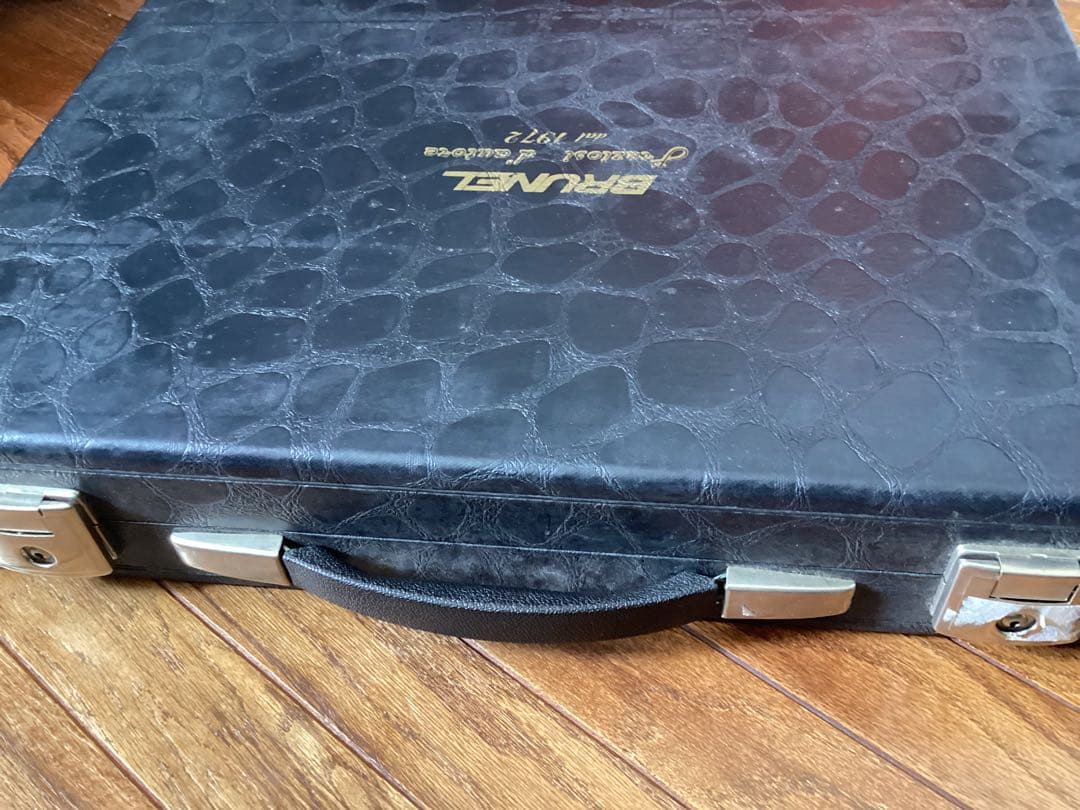 BRUNEL社イタリア製銀製立体女神レリーフ　額入り豪華ケース　カットガラス版