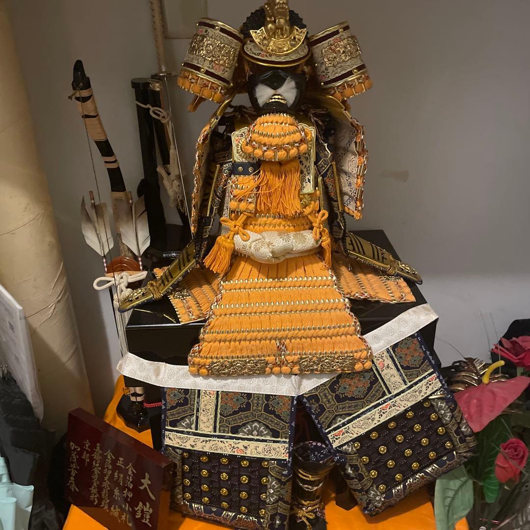 伝統的な御所人形 武士の衣装