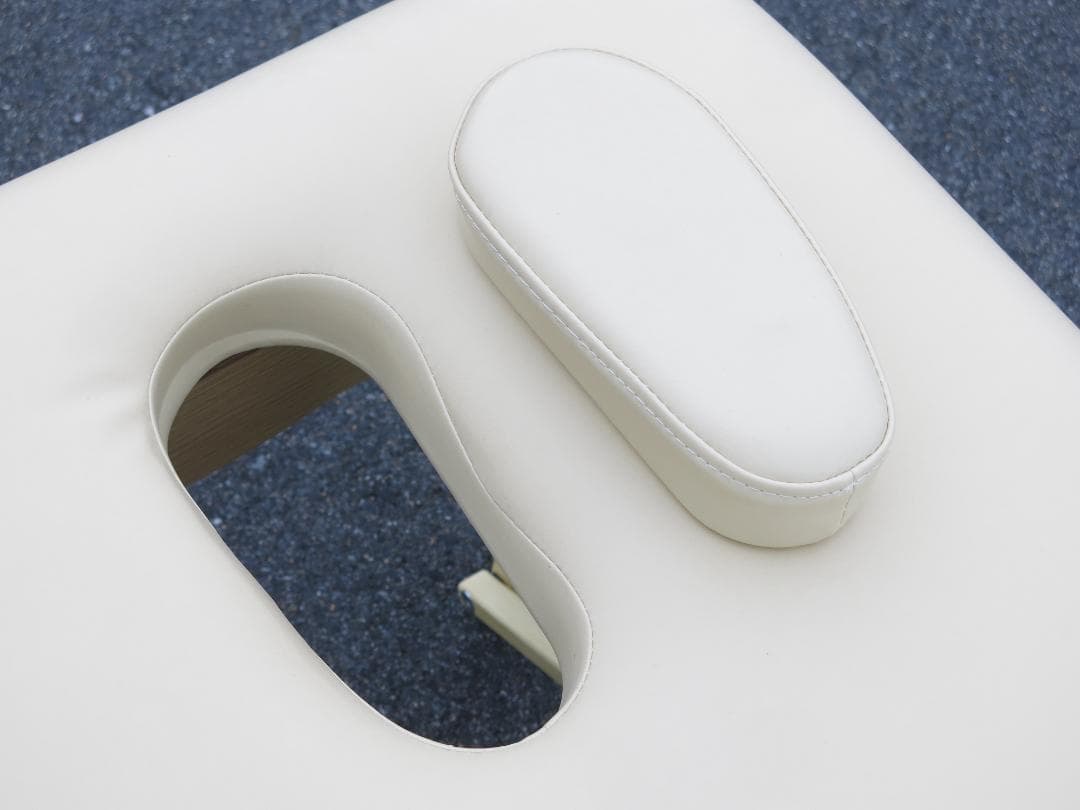 Nechura エステベッド/マッサージベッド/有孔/折りたたみ/サロン