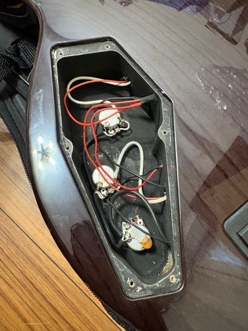 ぬ*こ様 【現状品】esp Egoist MA-250BE 【ジャンク】