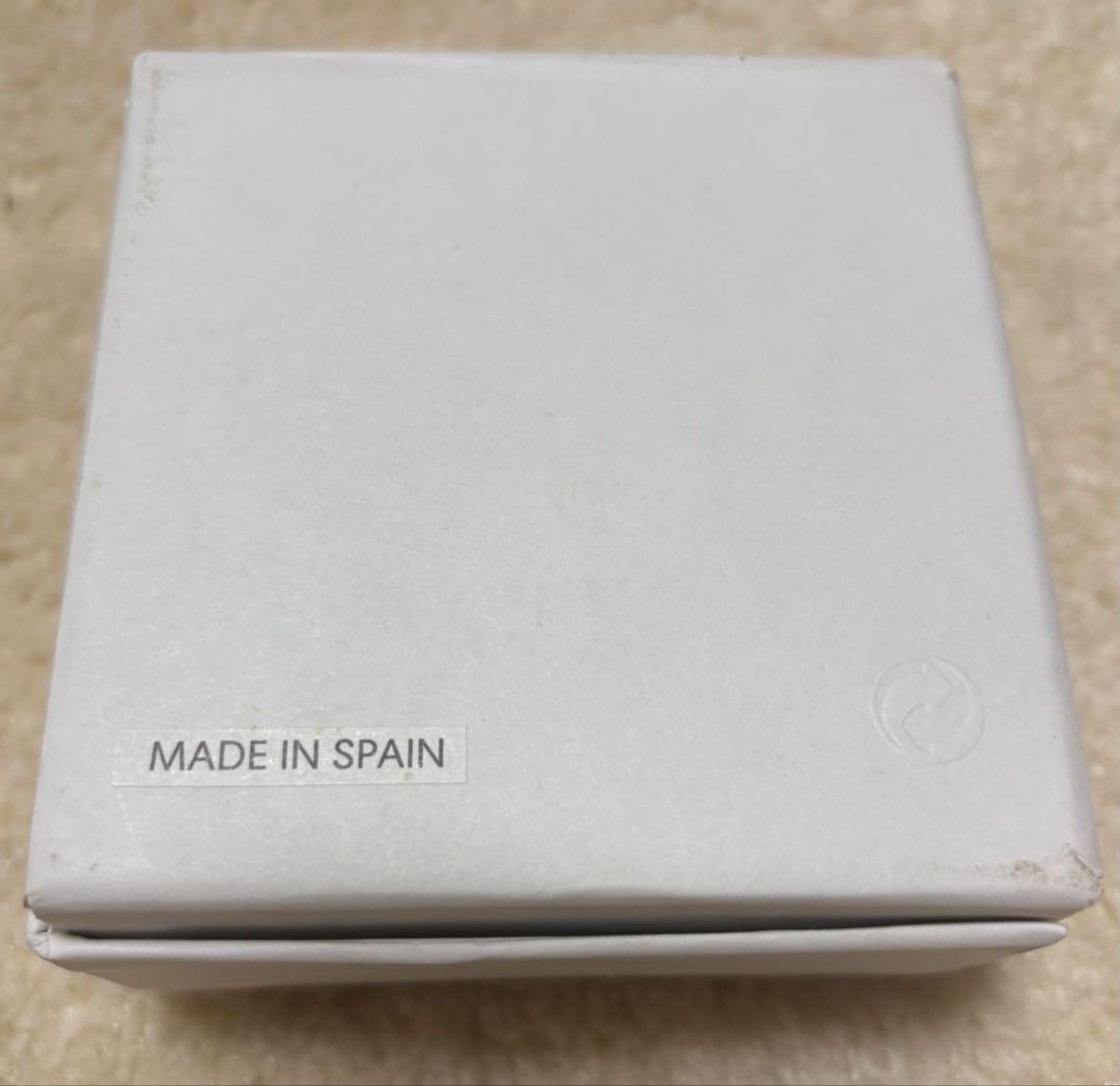 【1度使用】LOEWE ゴールド リボンブローチ