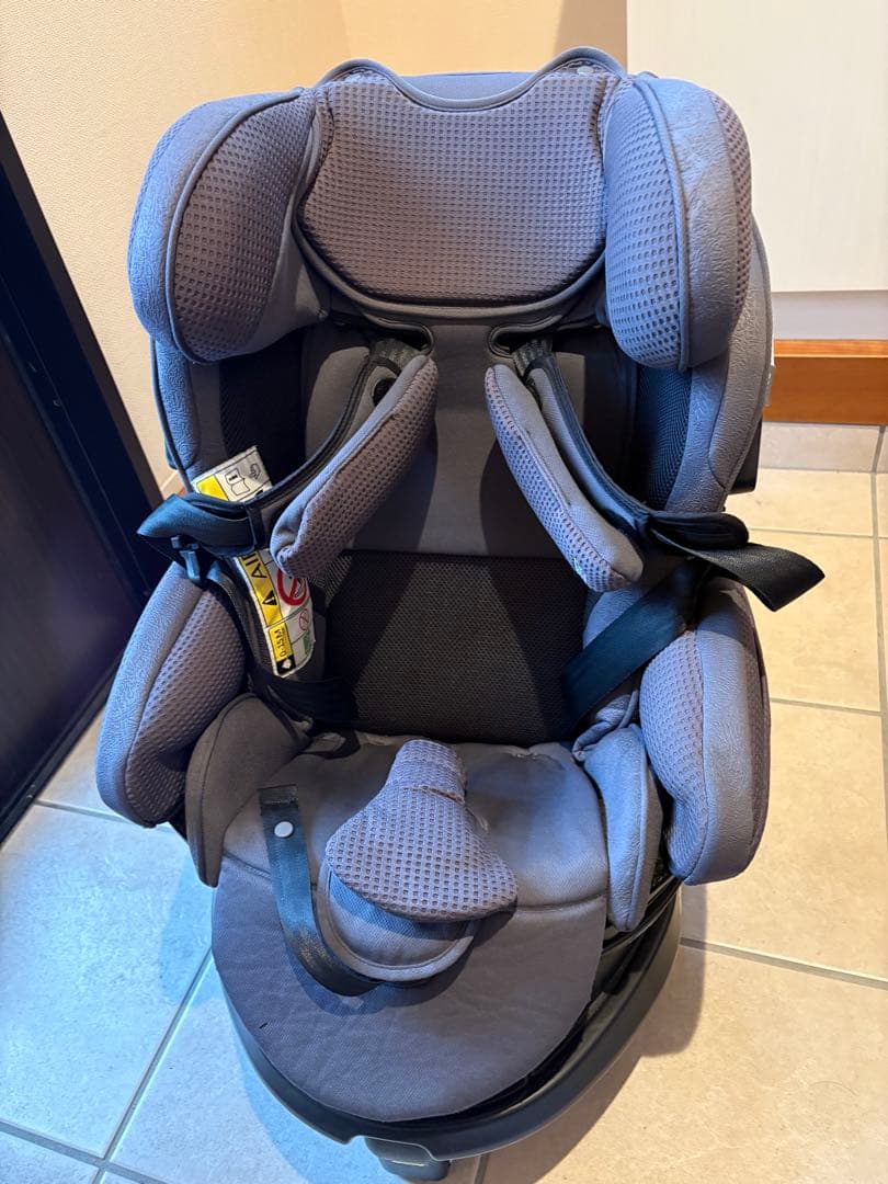 フラディア グロウ ISOFIX セーフティープラス プレミアム