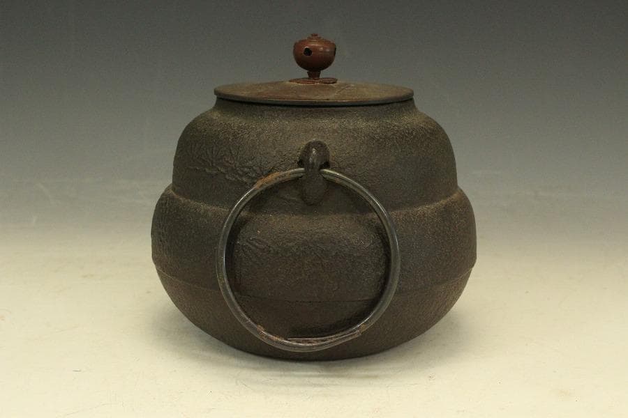 茶道具 瓢箪釜 松紋 環付(メ1280)