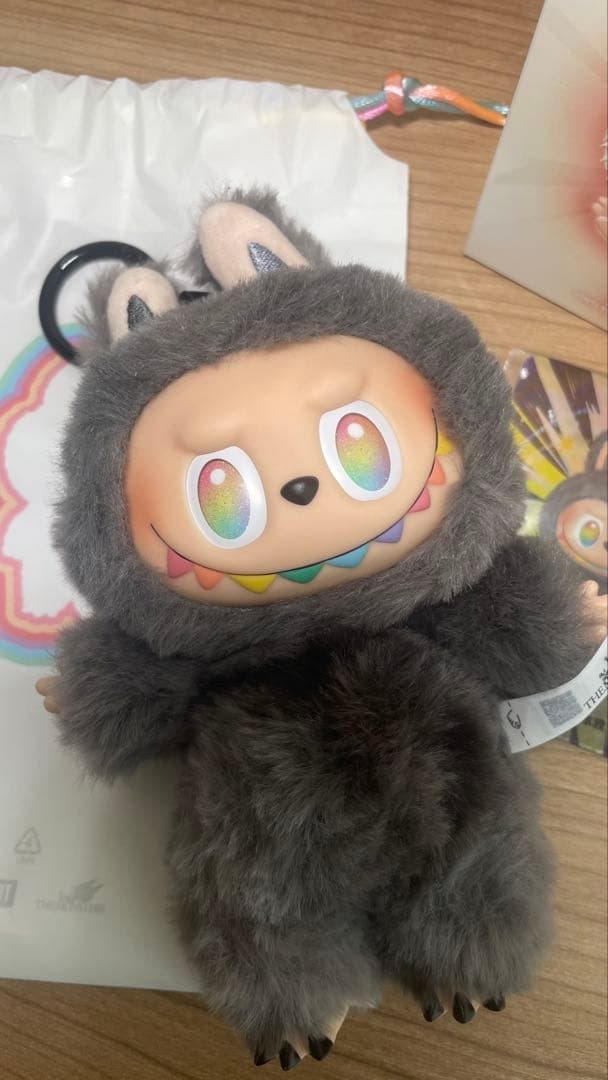 正規品＊ LABUBU ラブブ エナジー シークレット レア 公式 ポップマート