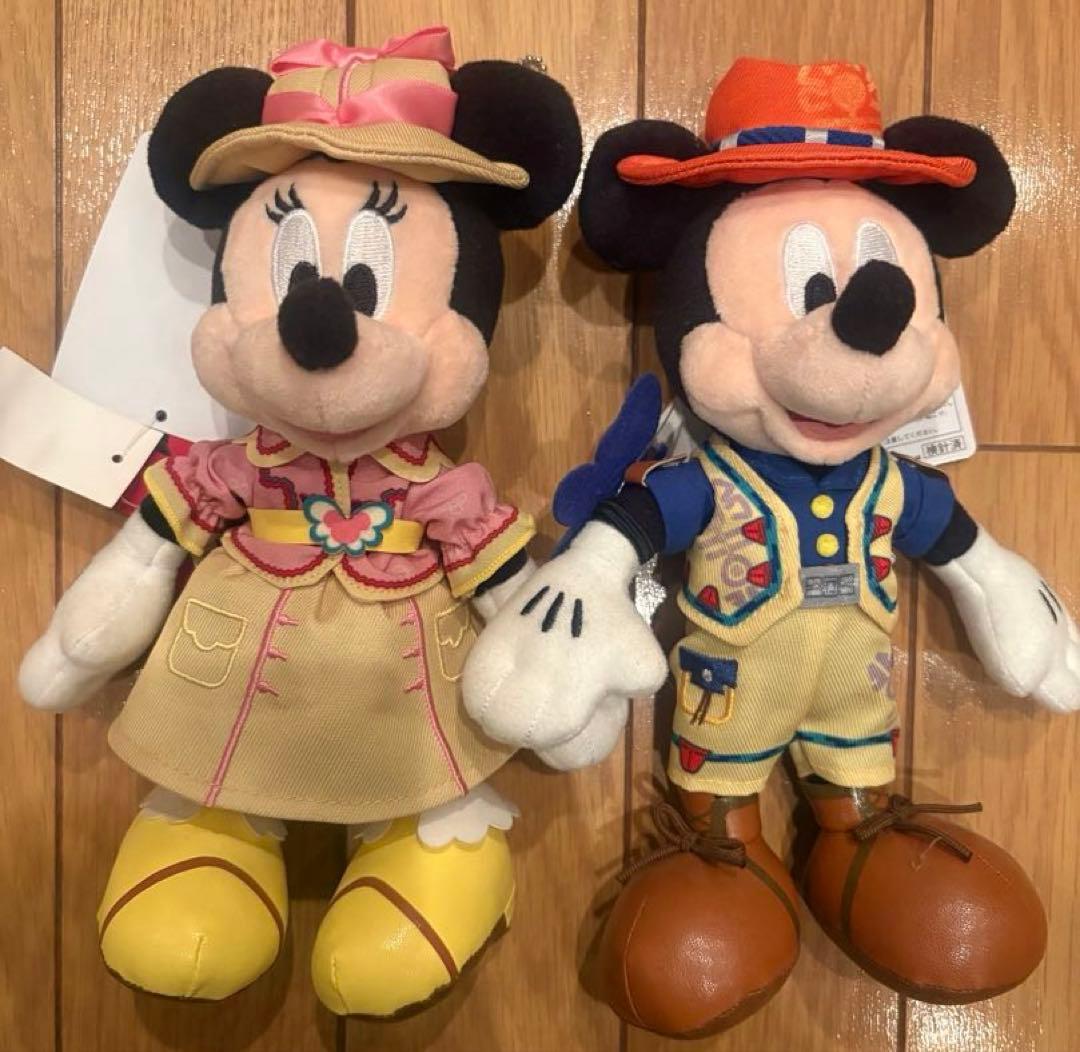 ディズニーシー　ミッキーぬいぐるみバッジ