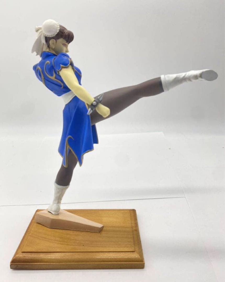 ムサシヤ 1/6スケール 春麗 ソフビキット 組み立て 塗装済み 完成品