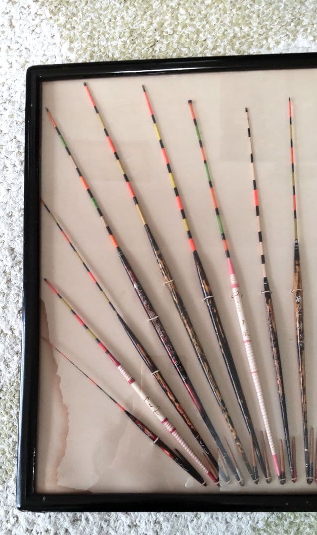 飾り額(へら浮子)額縁(へら浮子についての 説明文付き)