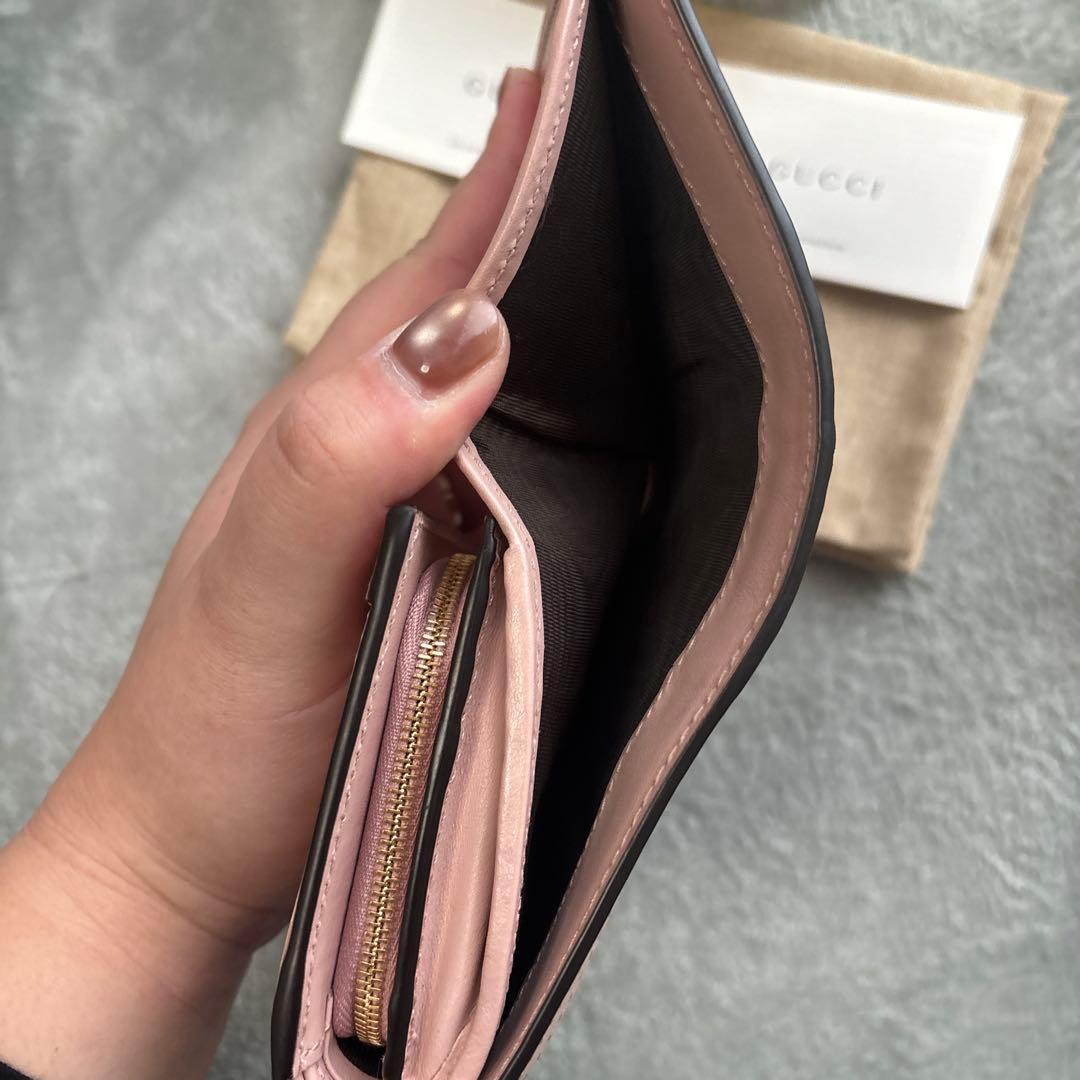 GUCCI GG マトラッセ　二つ折り財布