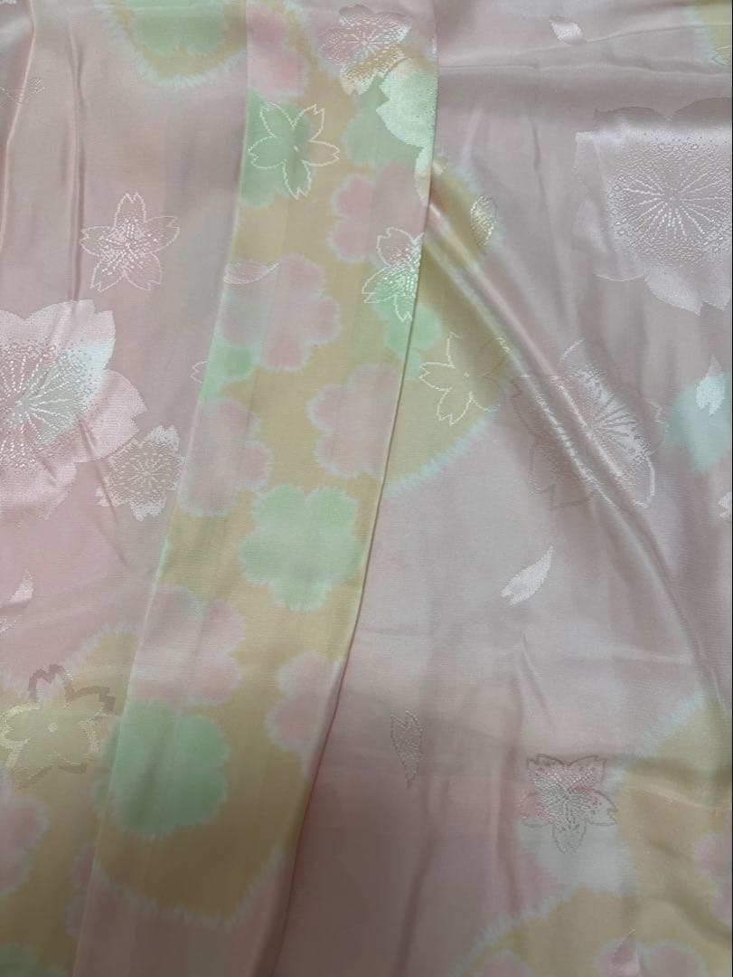 赤 花柄 振袖 着物　辻が花