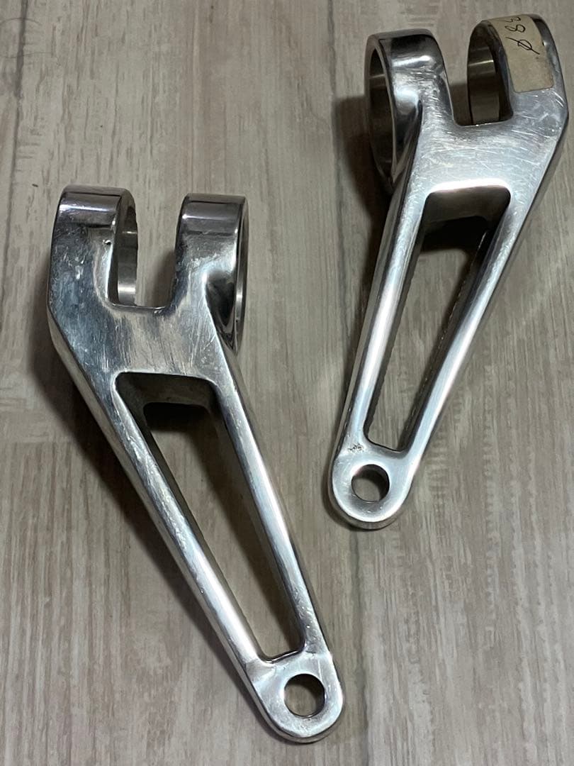 WM ダブルエム ウェリントン　バイク用　ライトステー　38パイ　C8