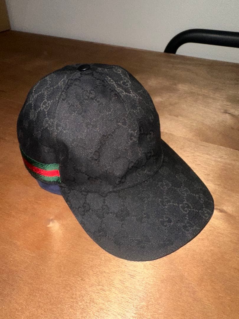 Gucci ブラック GGパターン キャップ