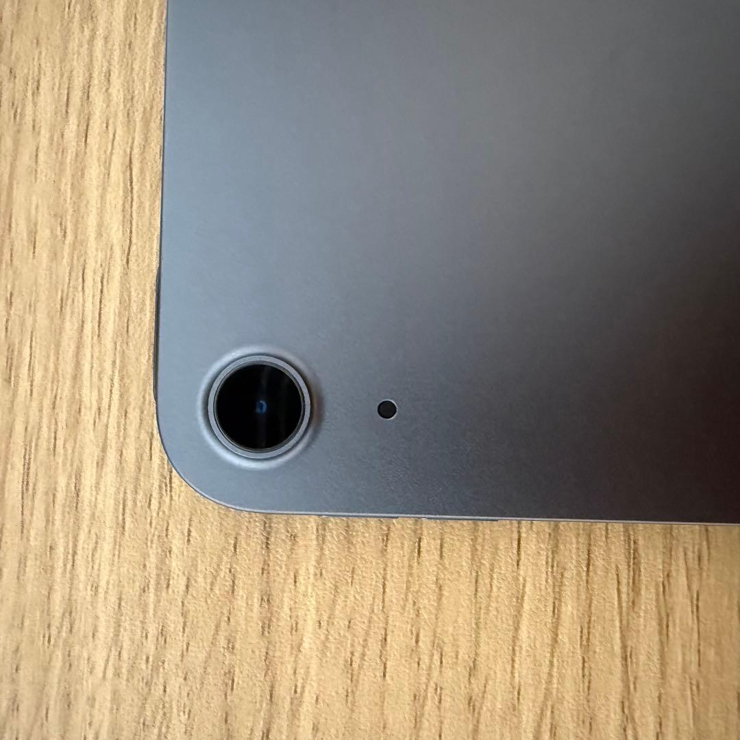 iPad Air 11インチ 第5世代 M1チップ 256GB 最大容量84%