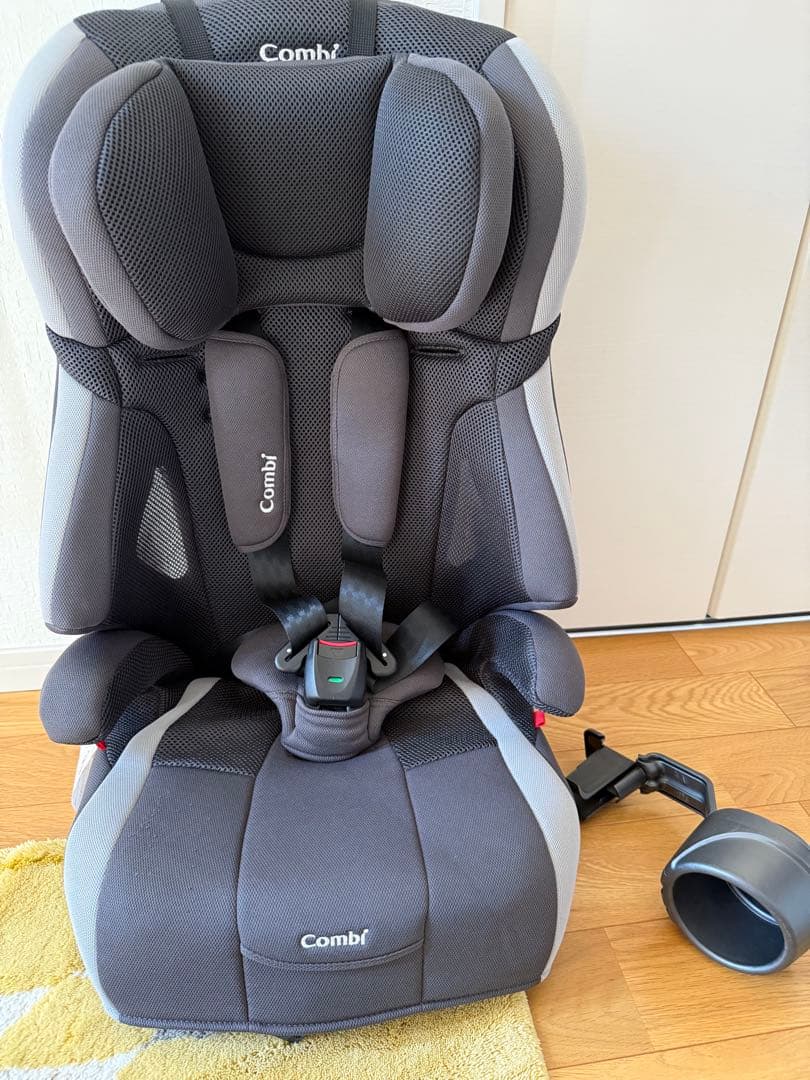 コンビ　ジョイトリップ エアスルー GH グレー　ジュニアシート