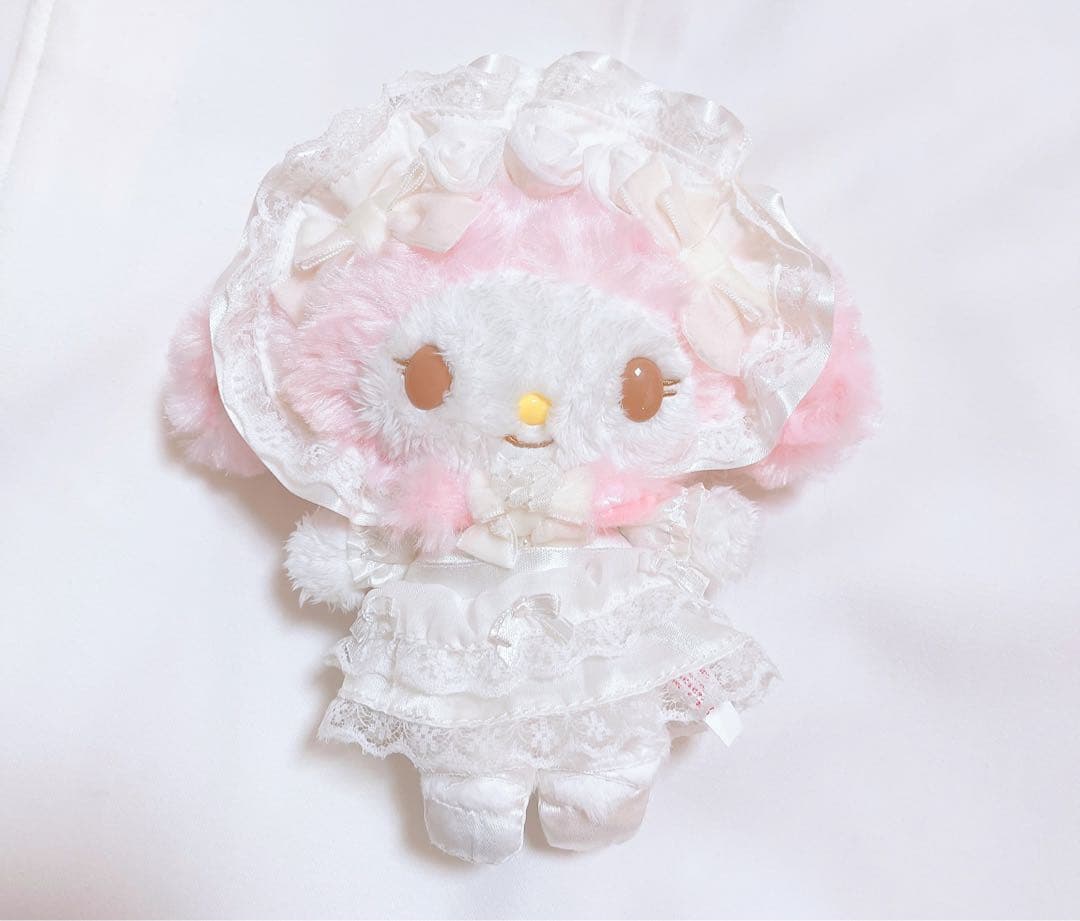 マイメロ　ウェディング　レースデザイン ボールチェーン付き