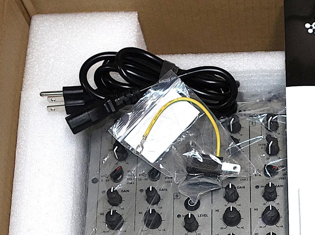 新品同様　Allen & Heath Xone:96 DJミキサー