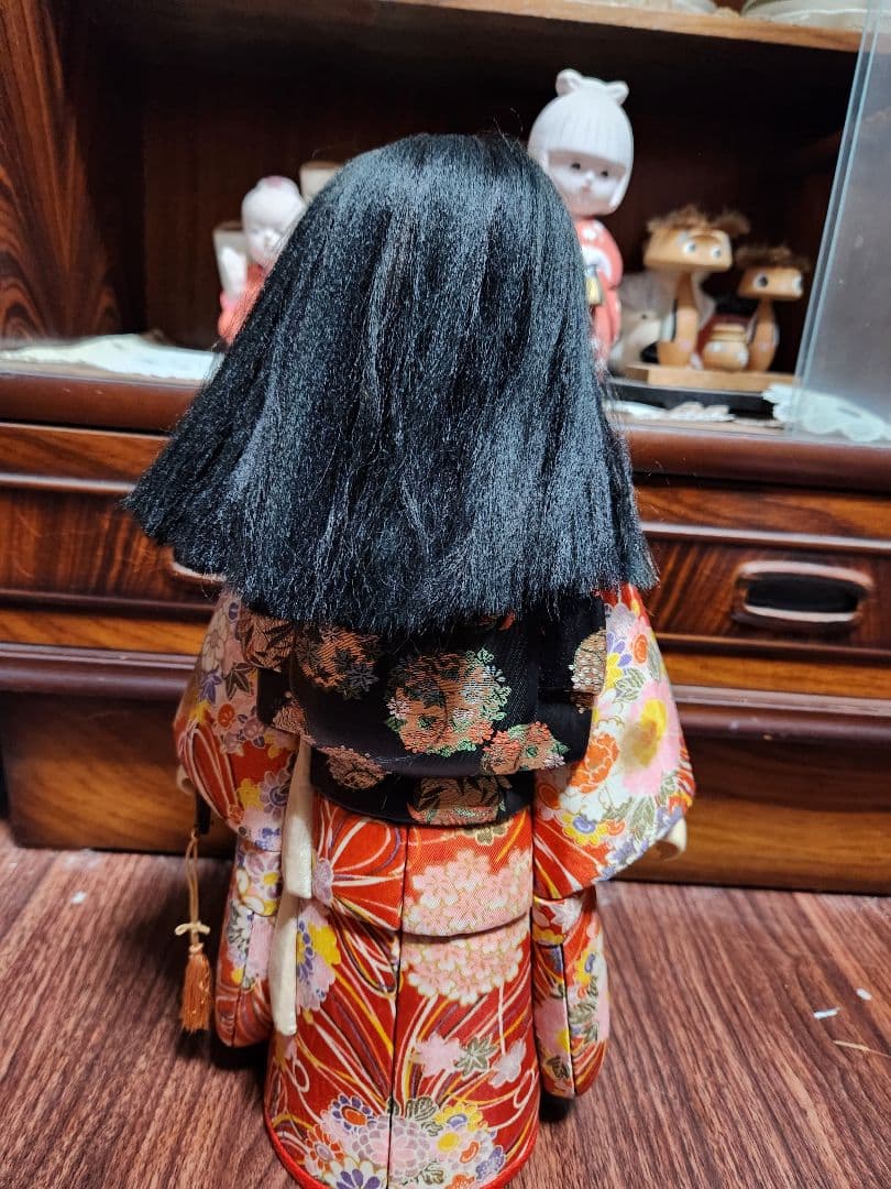 おまとめ★市松人形花柄着物&周りに飾る日本人形10体&コケシ２体。