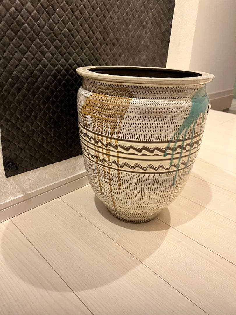 小鹿田焼　高さ約40cm