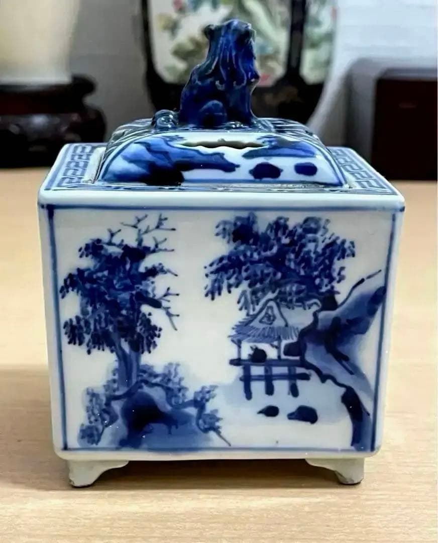 中国 清時代 骨董品 香炉染付 蓋物 陶芸古美術、 。