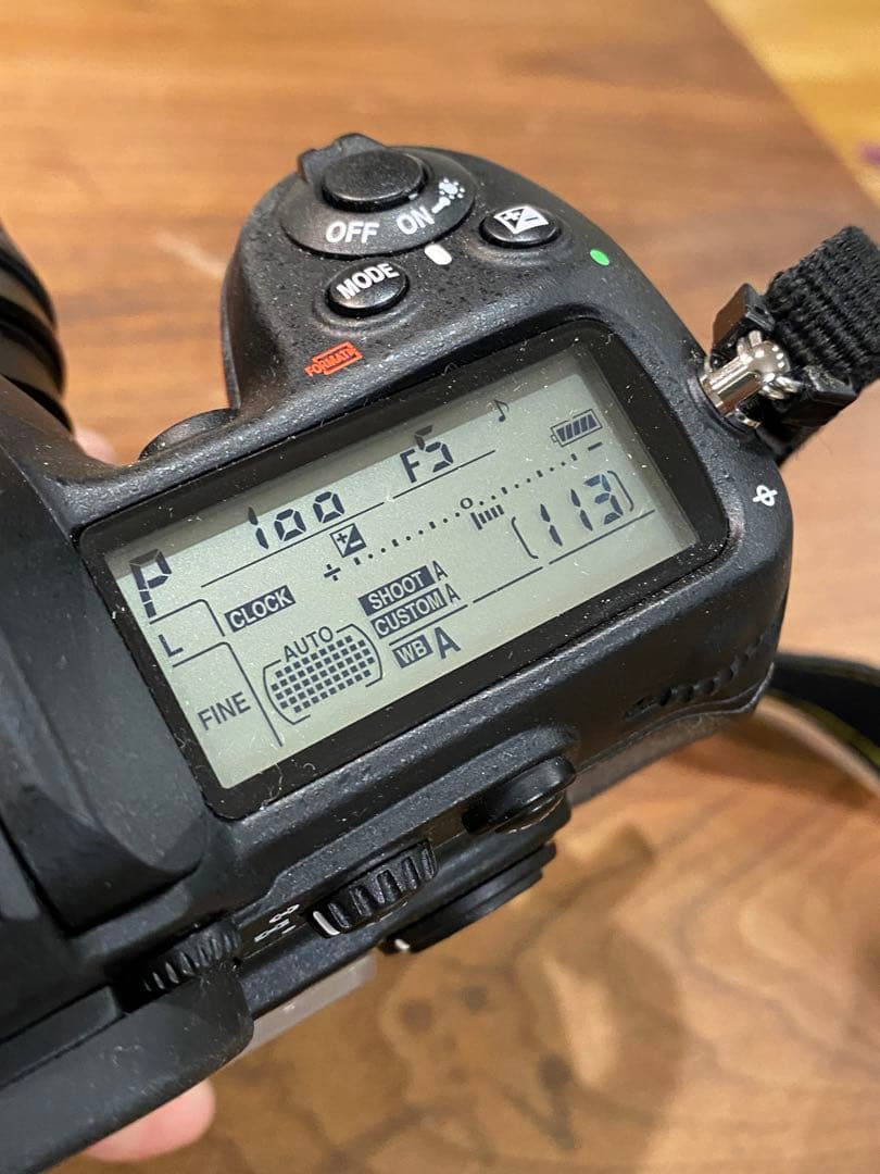 Nikon D300 デジタル一眼　タムロン　18-200 レンズ付　動作品