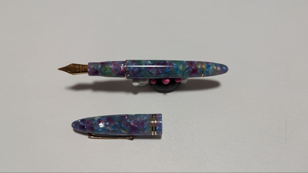 レオナルド フローレ アクアペトラ 万年筆 スチールニブ ローズゴールド 太字