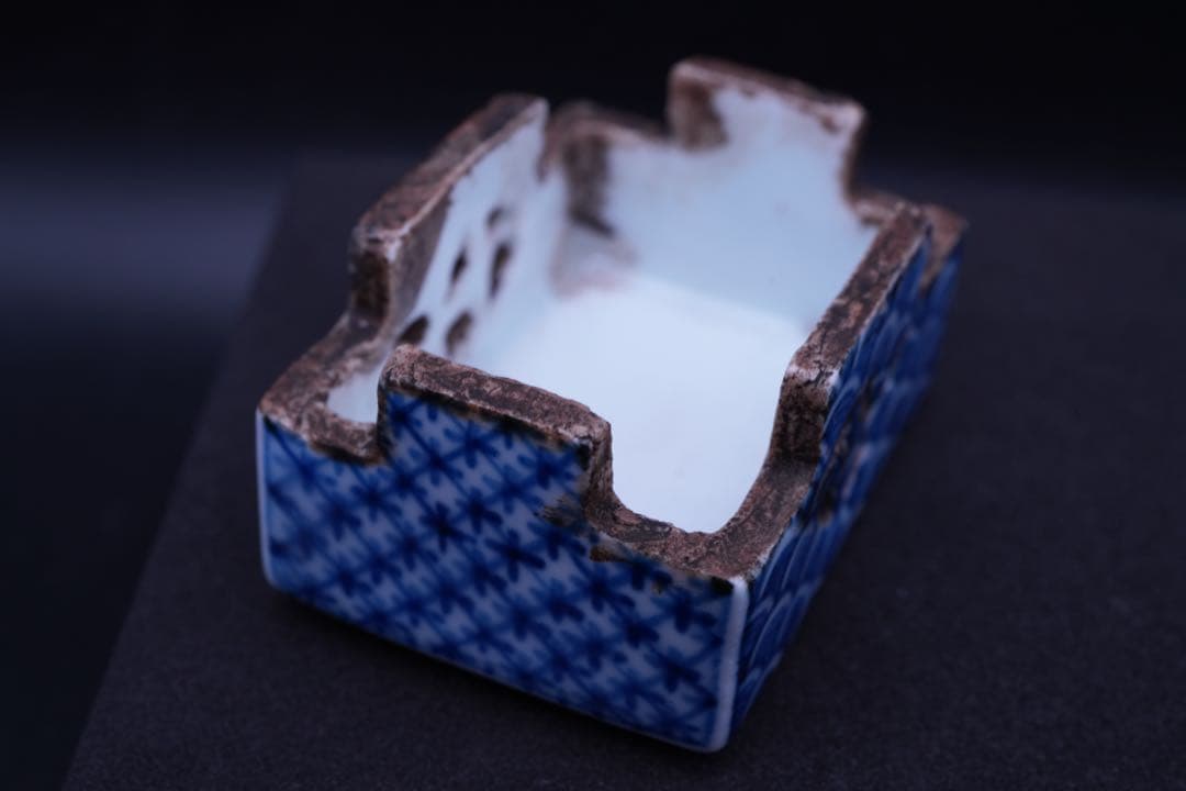 （香 1） 永保長春の染付 透入り 香合