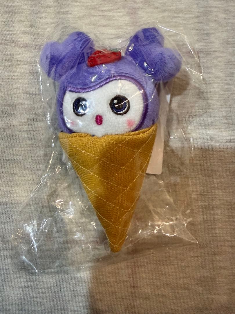 TWICE LOVELYS アイス ぬいぐるみ バッチ サナ サブリー