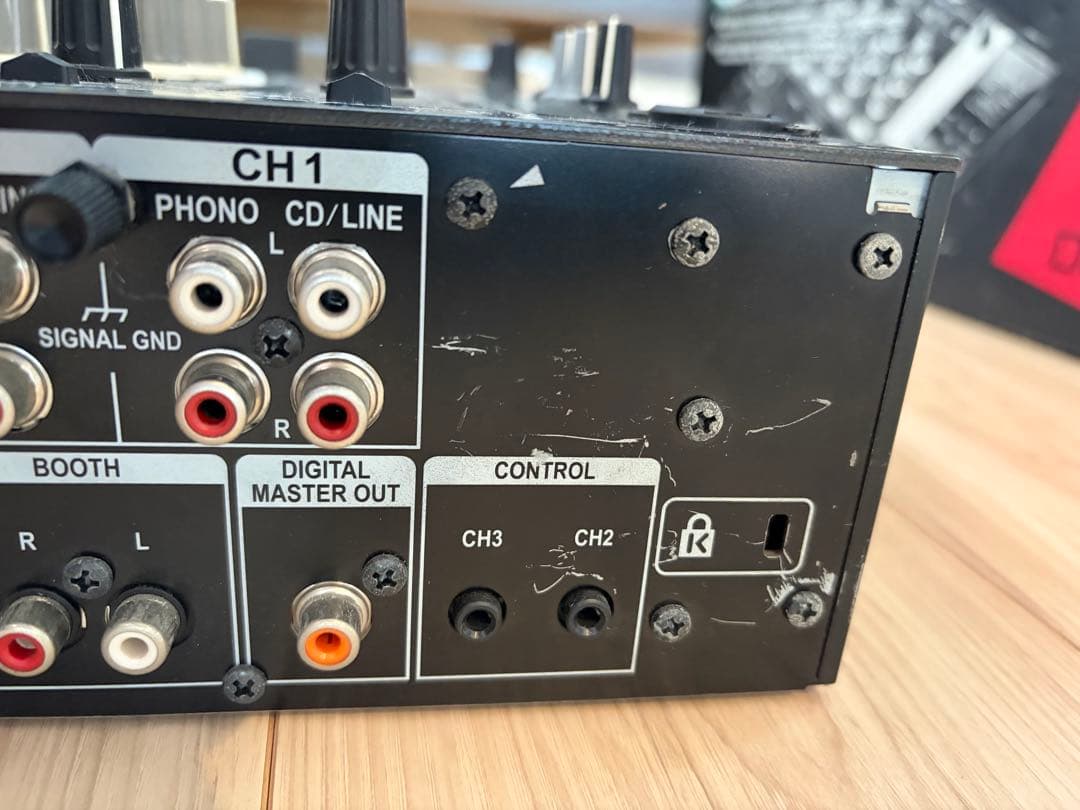 Pioneer DJM-750 中古品