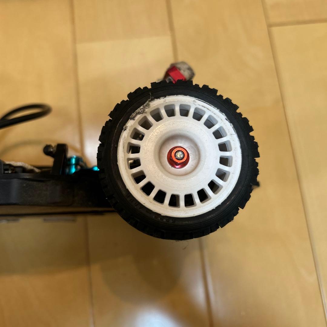 タミヤTT02シャーシ　サーボ、ブラシレスモーター付き