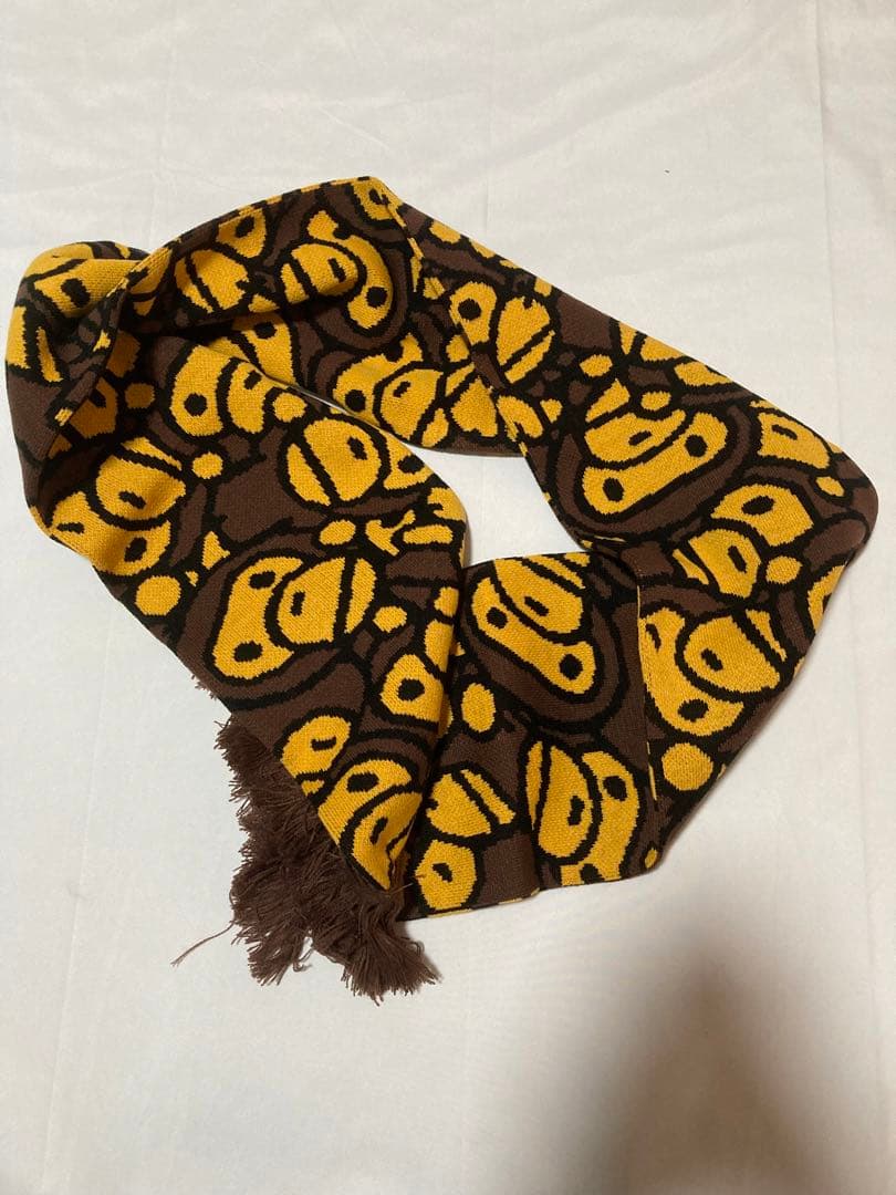 BABY MILO STORE キャラクター柄スカーフ