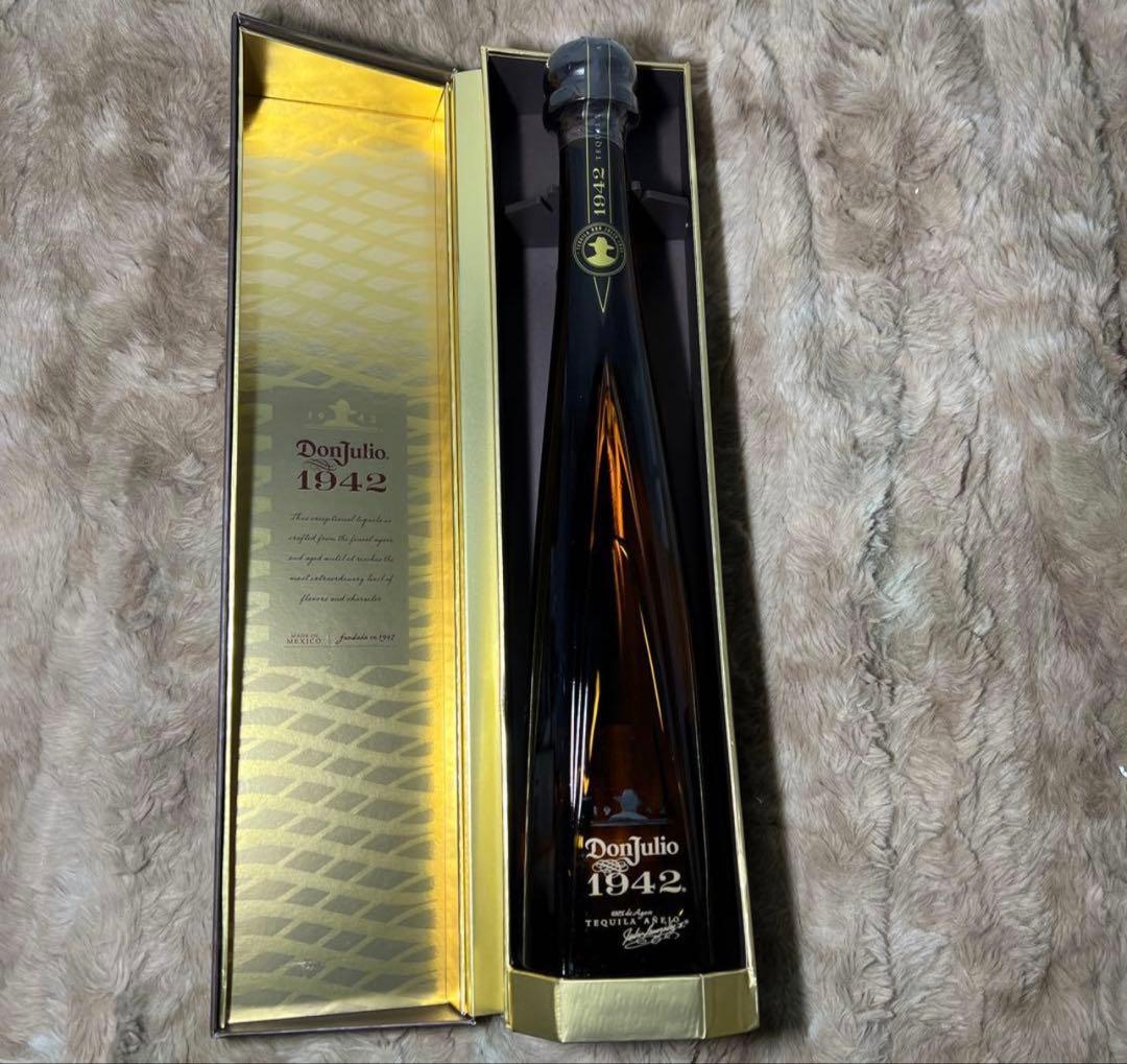 新品未開封　ドン・フリオ 1942 750ml 箱入りテキーラ ギフトBox入り