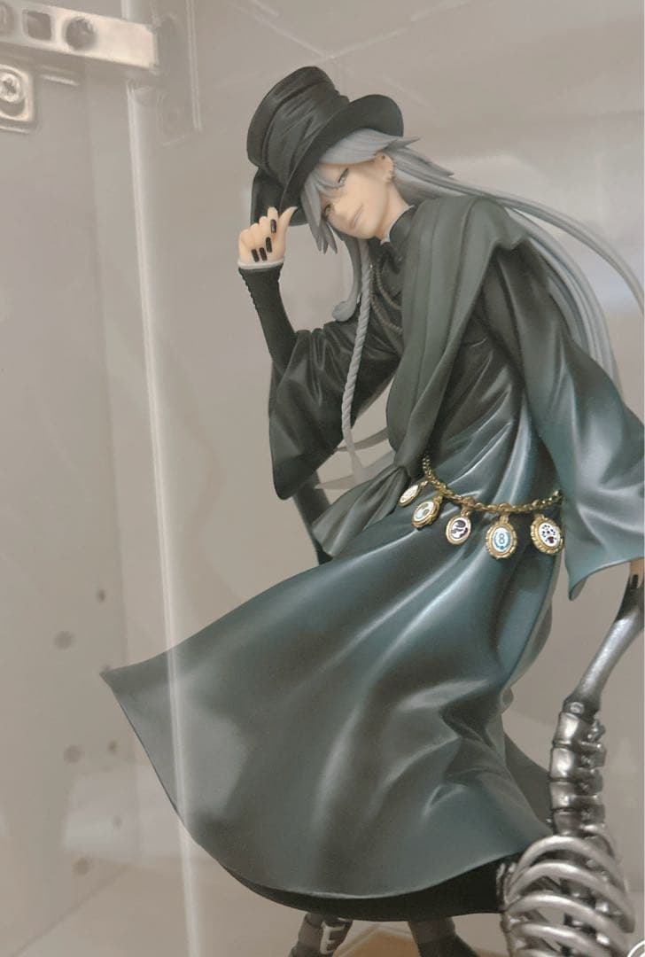 黒執事　葬儀屋　フィギュア