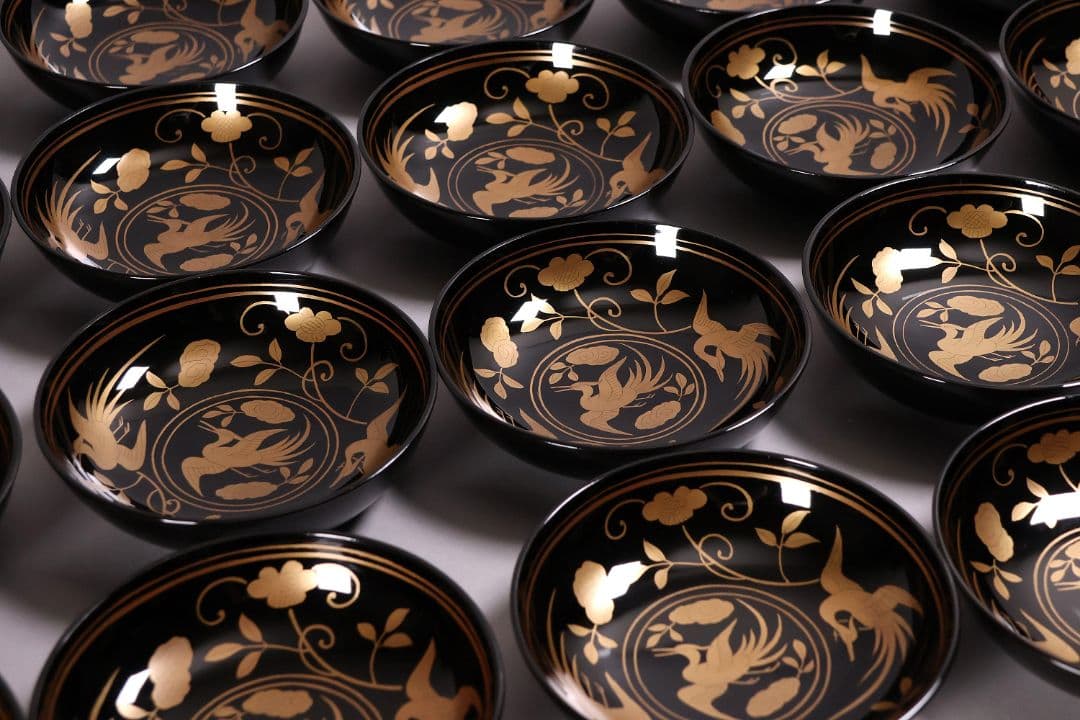 【MA723】木製漆器 長寛写 金蒔絵 黒塗木皿 二十客 吉祥鶴 菓子皿 小皿