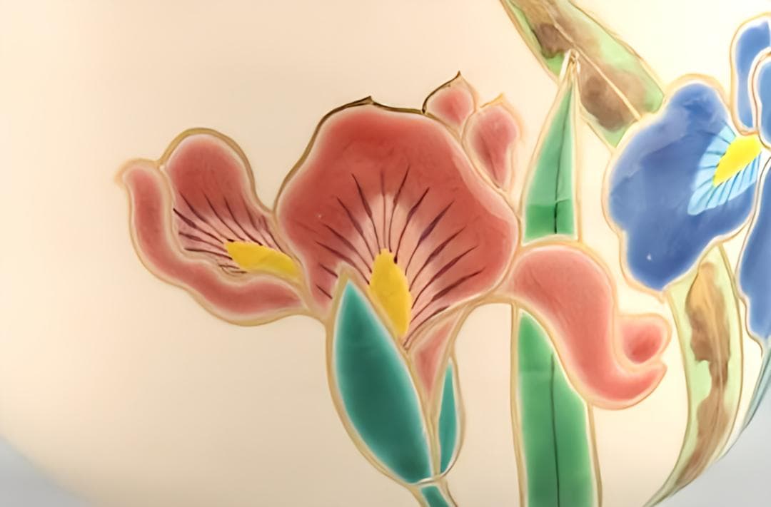 中村能久 色絵菖蒲茶碗　　栞、共箱。