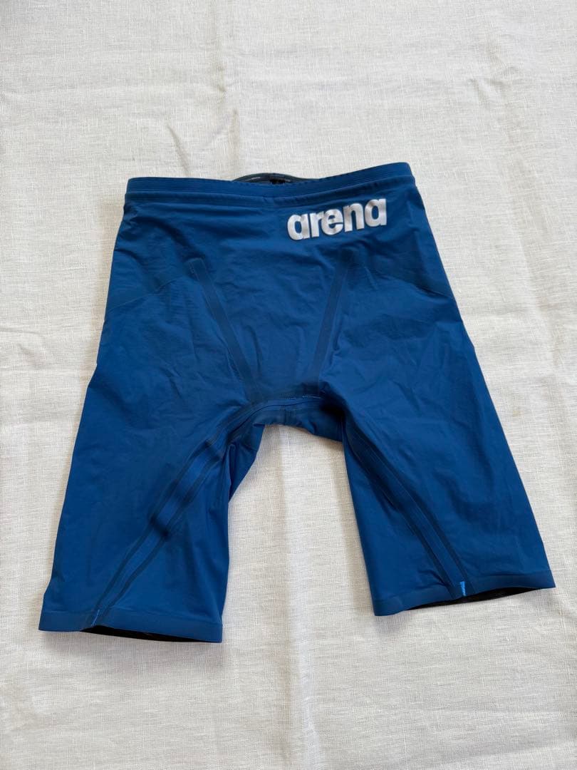 arena アクアフォースARN-4003M 【Mサイズ】 競泳レース用