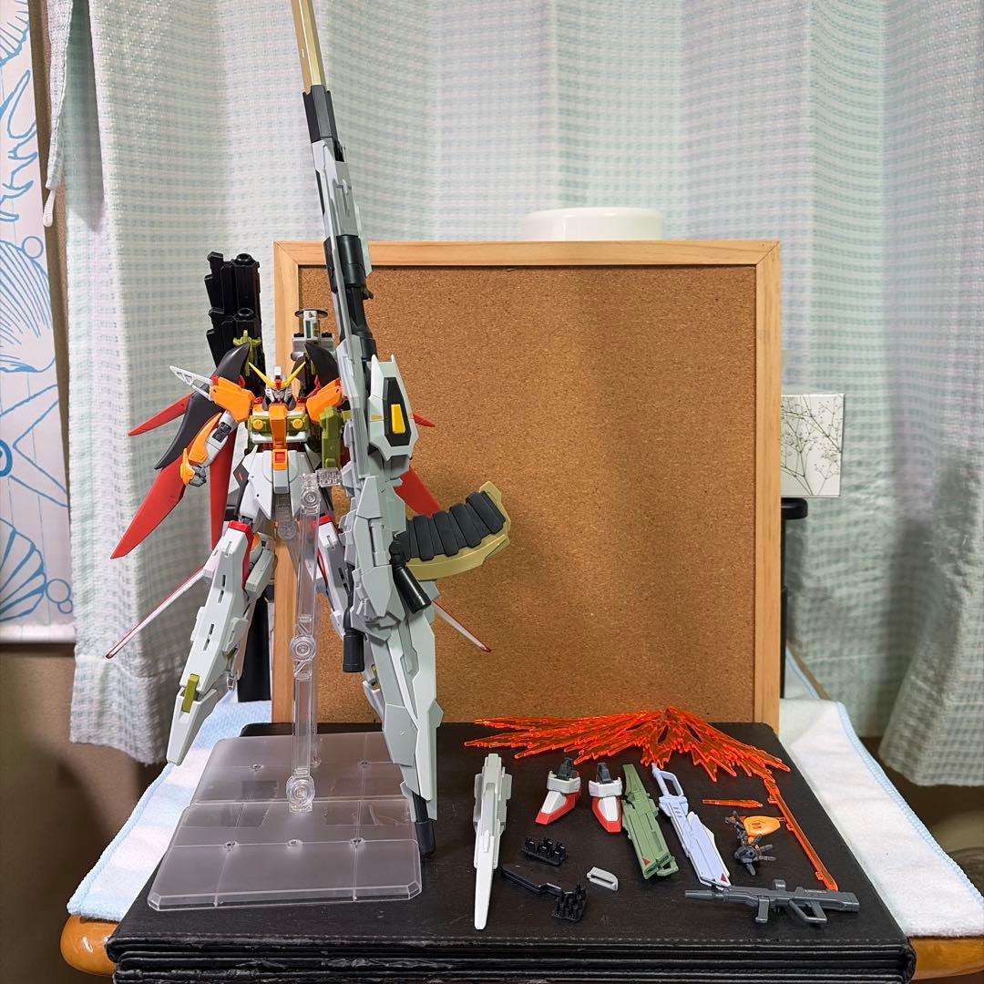 HGガンプラジャンク デスティニーガンダム（ハイネ専用機）&ゼウスシルエット