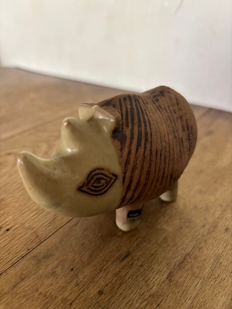 Lisa Larson リサラーソン サイ Menageriシリーズ