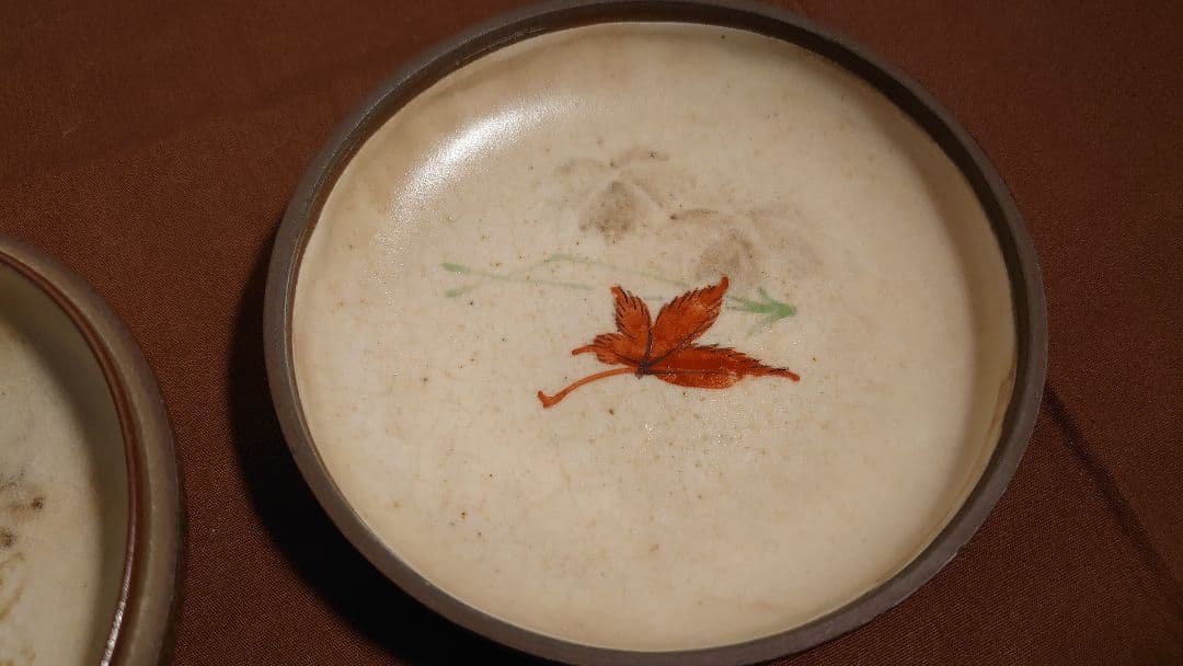 古玩　粉彩　華の図　蔵出し　香合　蓋物　アンティーク香合　１客