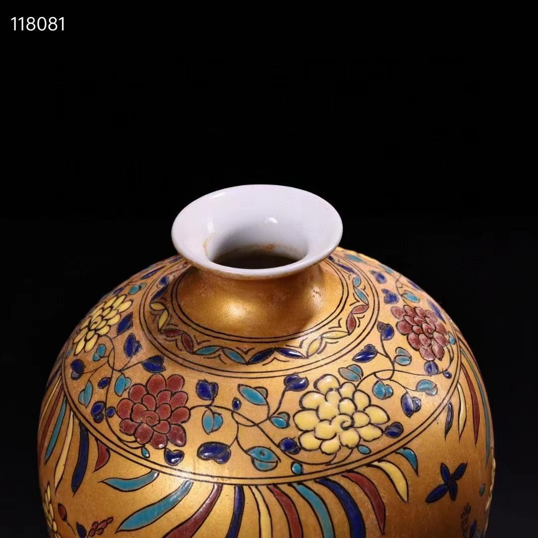 中国古美術・稀有品・純手描き金粉彩陶瓷花瓶・黑檀木箱付き・観賞瓶・文房具・時代物