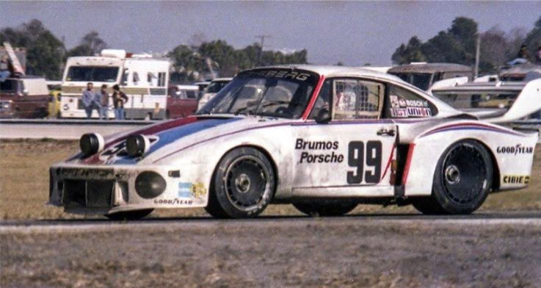 1/18 EXOTO ブルモス ポルシェ 935/77A 1978 デイトナ優勝