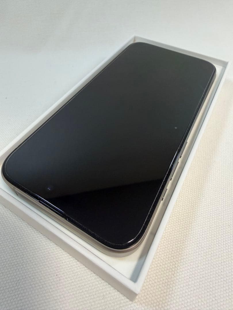 iPhone 15 Pro ブラックチタニウム 512GB SIMフリー