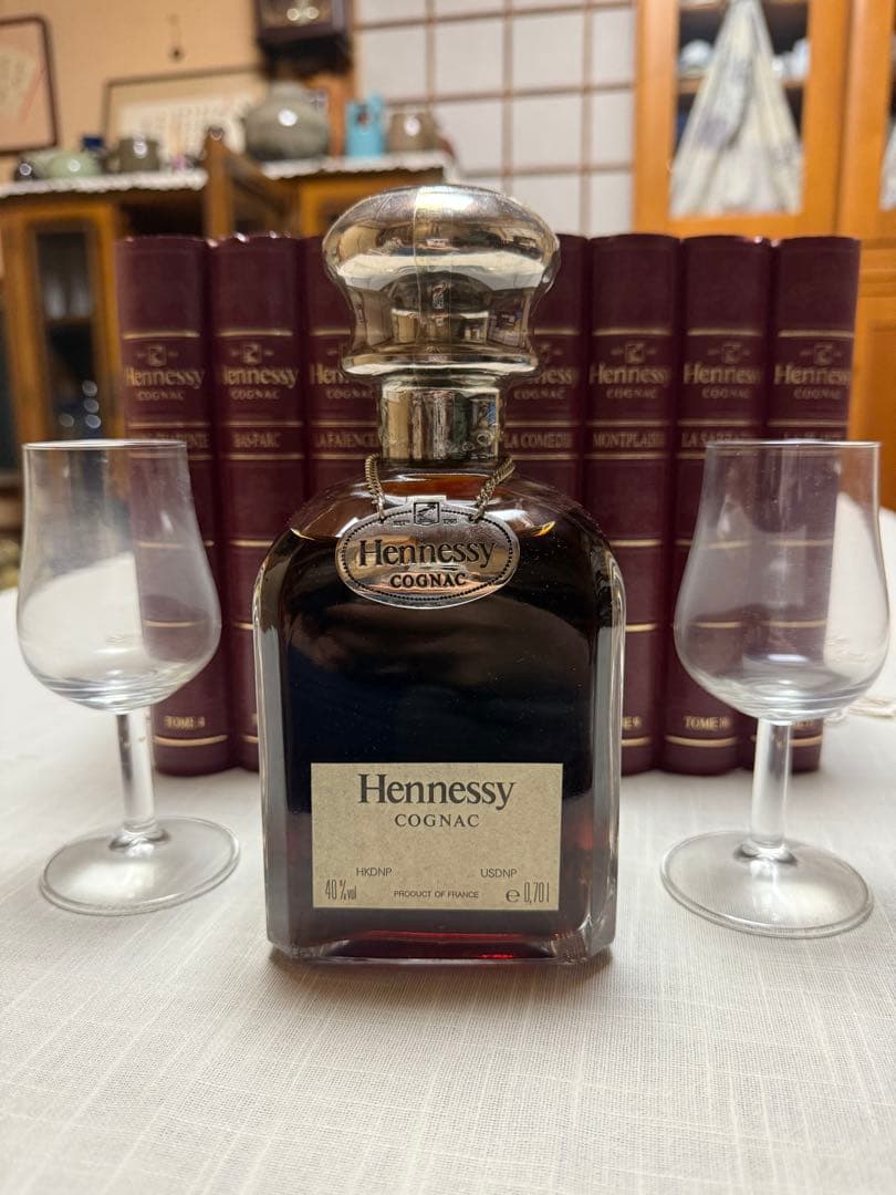 Hennessy コニャック 0.7L グラス2個付き