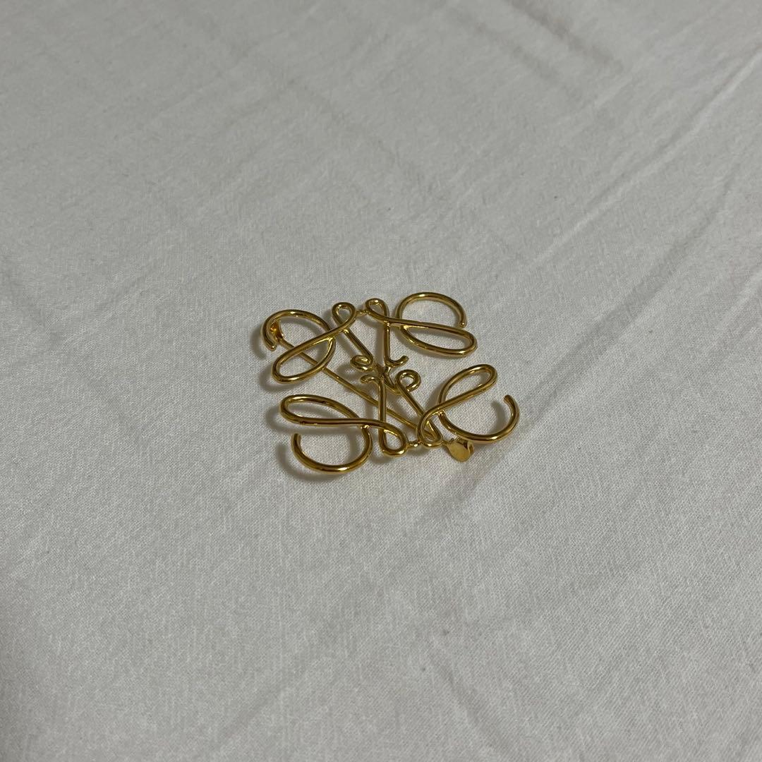 【未使用】ロエベ　loewe ブローチ　ゴールド