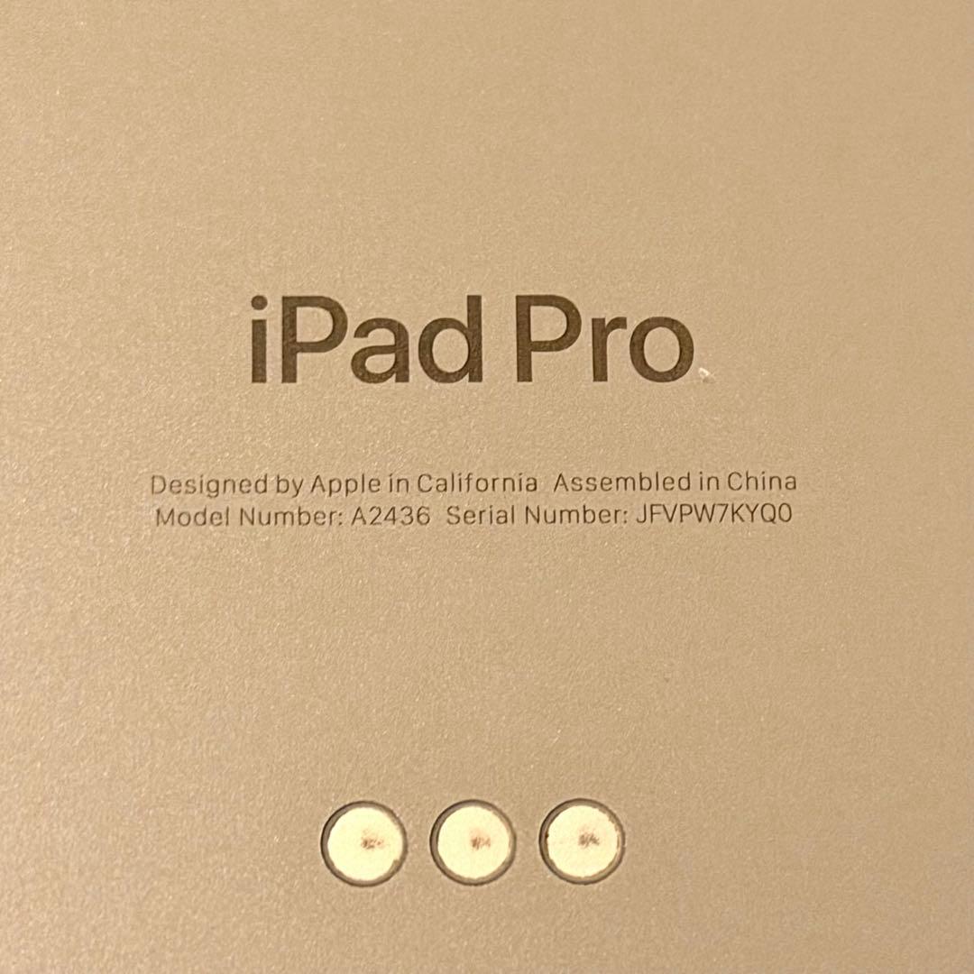 @ファ様　iPad Pro 12.9インチ 第6世代 256GB Wi-Fi