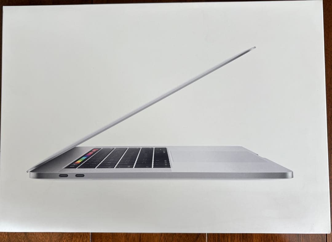MacBook本体 MacBook Pro 15-inch, 2018