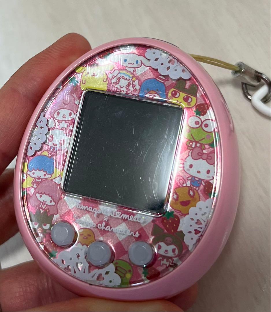 たまごっちみーつ サンリオキャラクターズみーつver. ピンク 中古