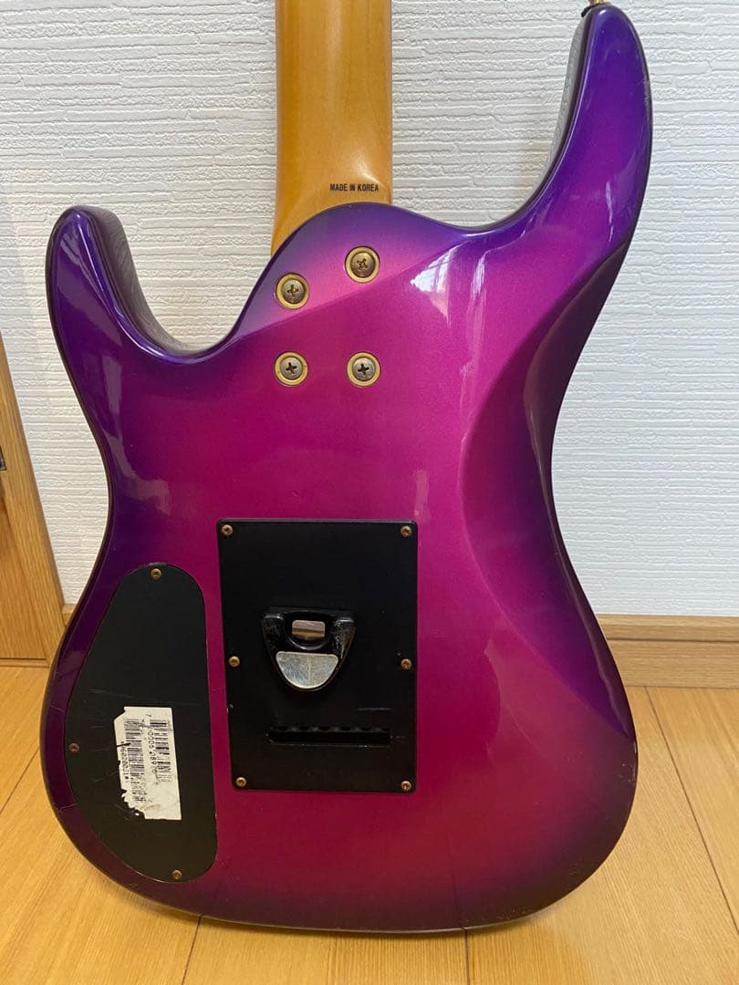 [中古品]Aria Pro ll magna エレキギター　ピンク