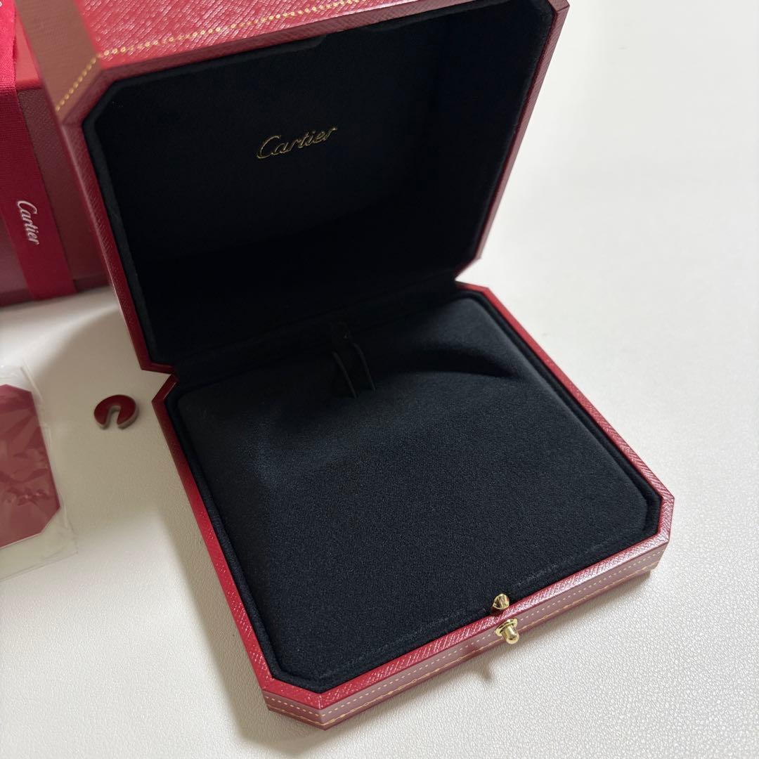 極美品　カルティエ　バングル　ブレスレット　ケース　空箱　現行品　リボン付き